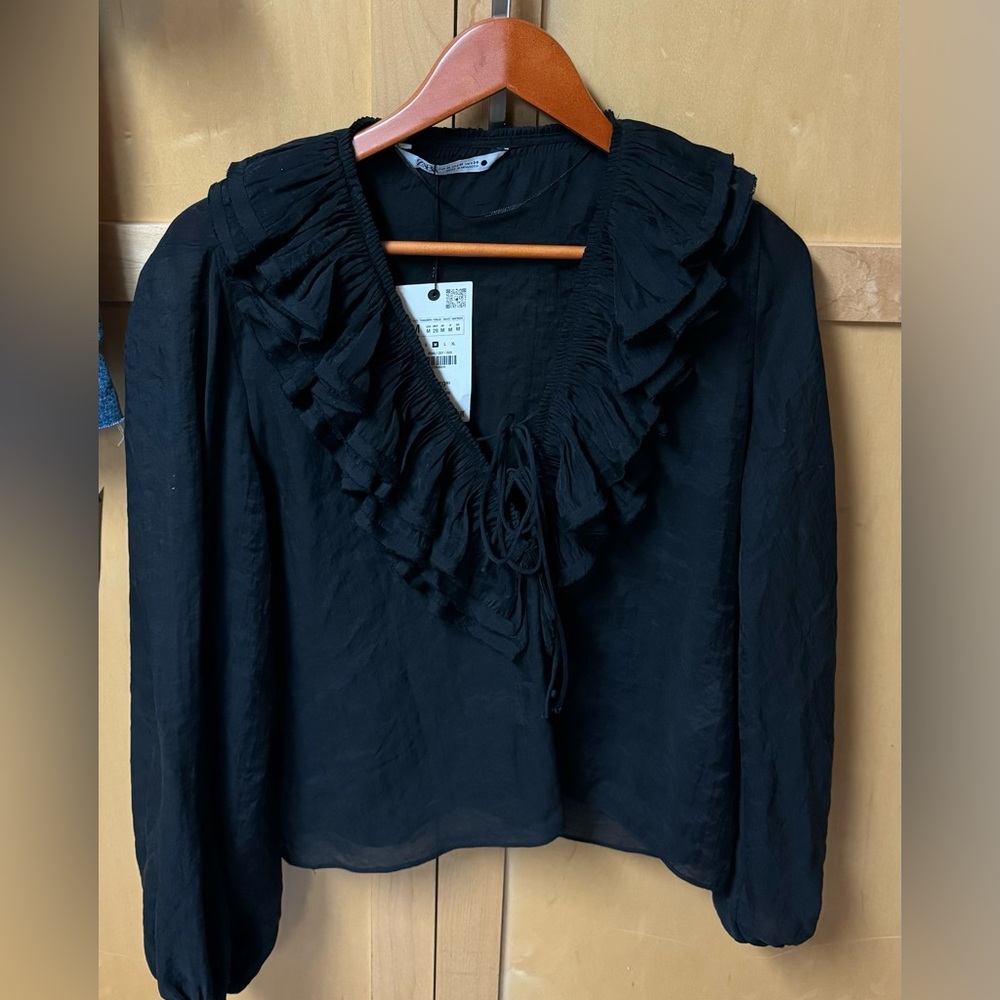 Zara size M black blouse